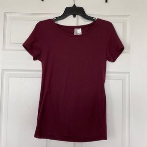 Women’s short sleeve size M